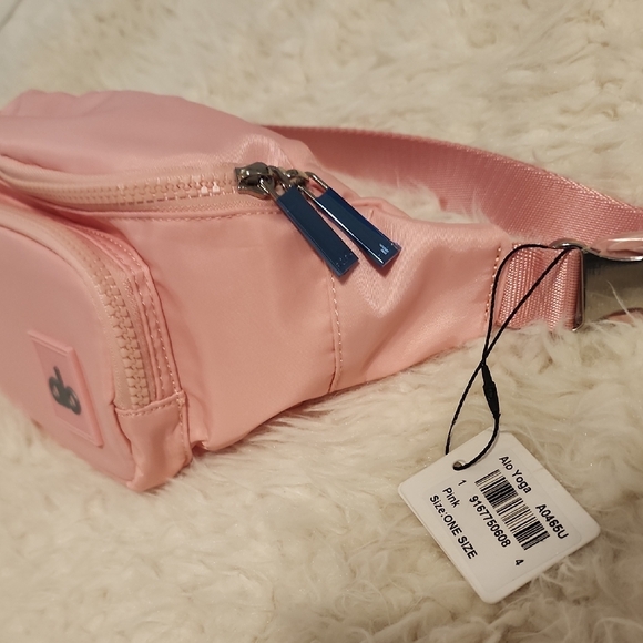 ALO Yoga Pink Crossbody Bag - Picture 2 of 5